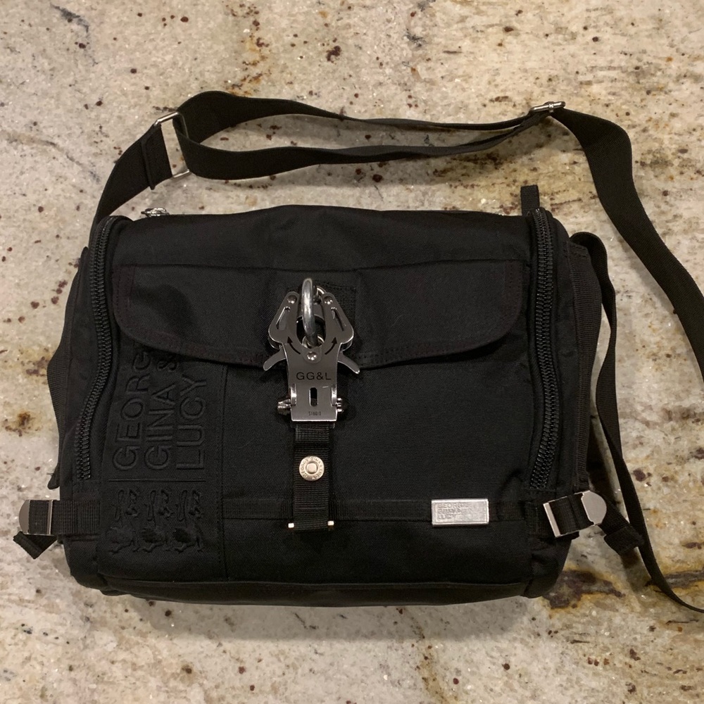 George Gina & Lucy purse